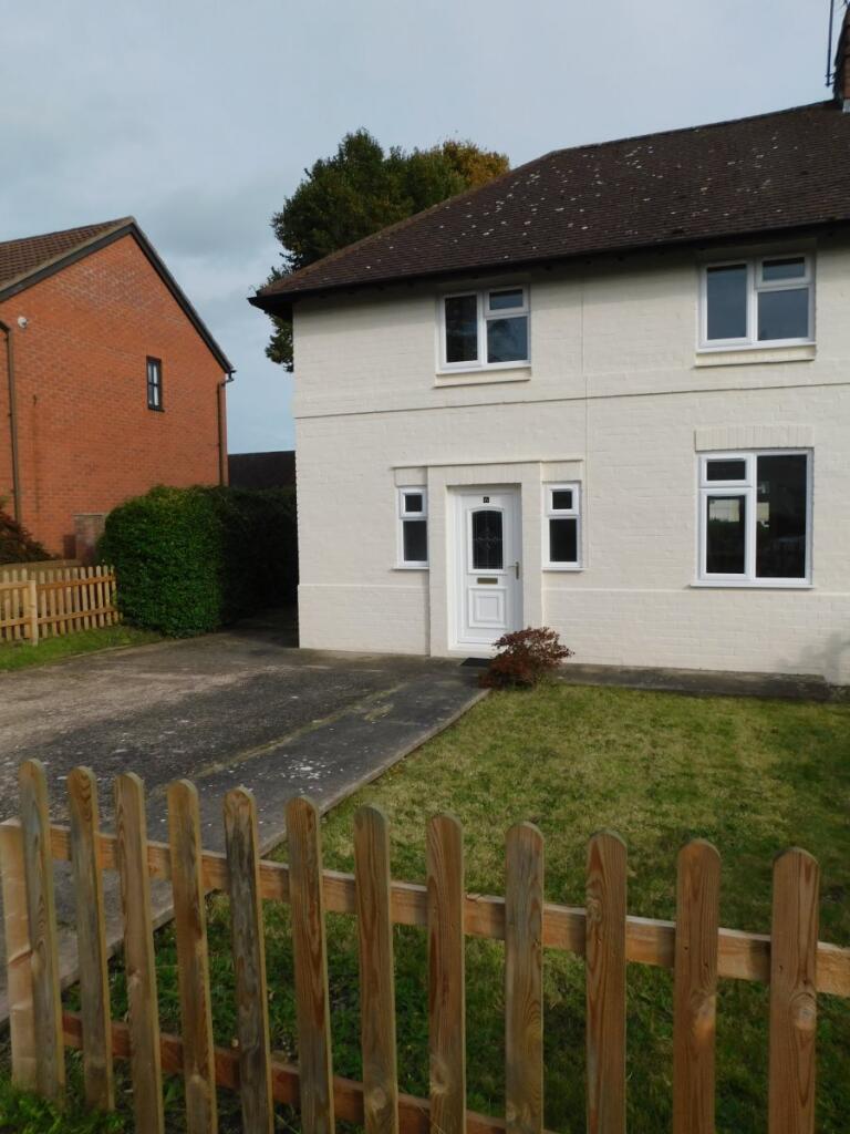Main image of property: 6 Coton Mount, Shrewsbury, SY1 2NN