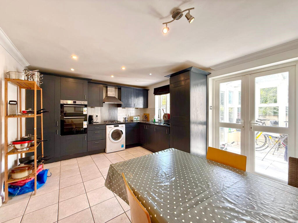 Main image of property: Brockwell Park Row, London, SW2 2YH