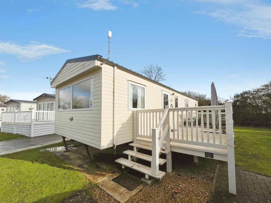 Main image of property: Carlton Meres Holiday Park, Carlton, SAXMUNDHAM