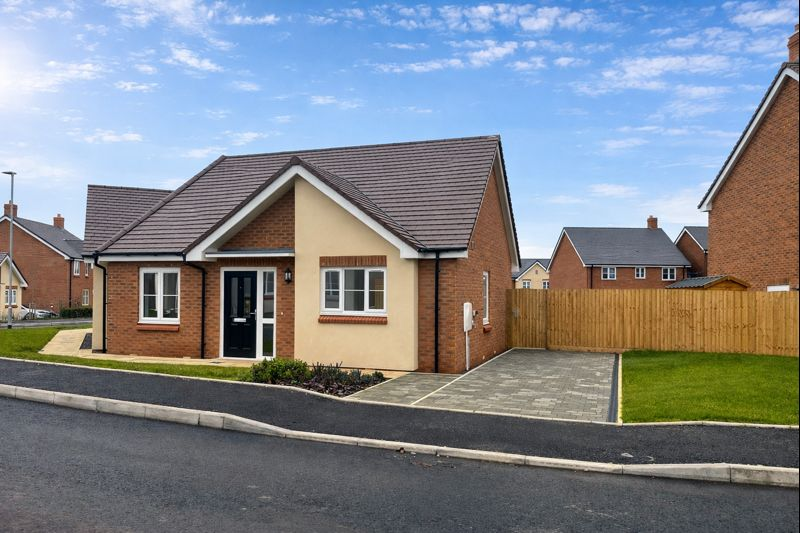 Main image of property: Wrottesley Park Road,
Perton,
Wolverhampton,
WV6 7TS
