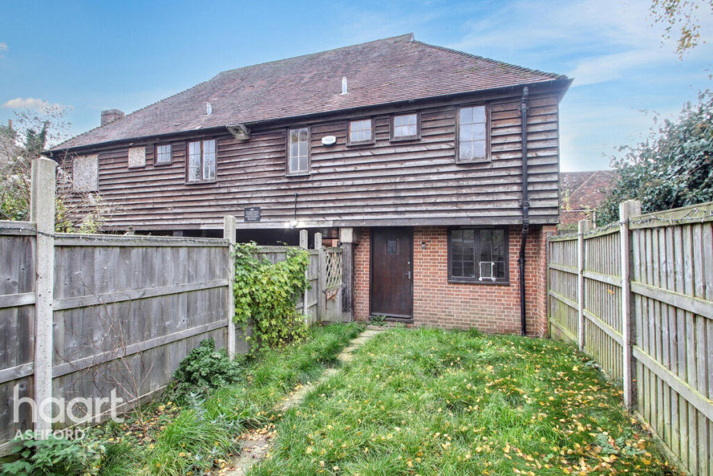 Main image of property: High Street, Charing