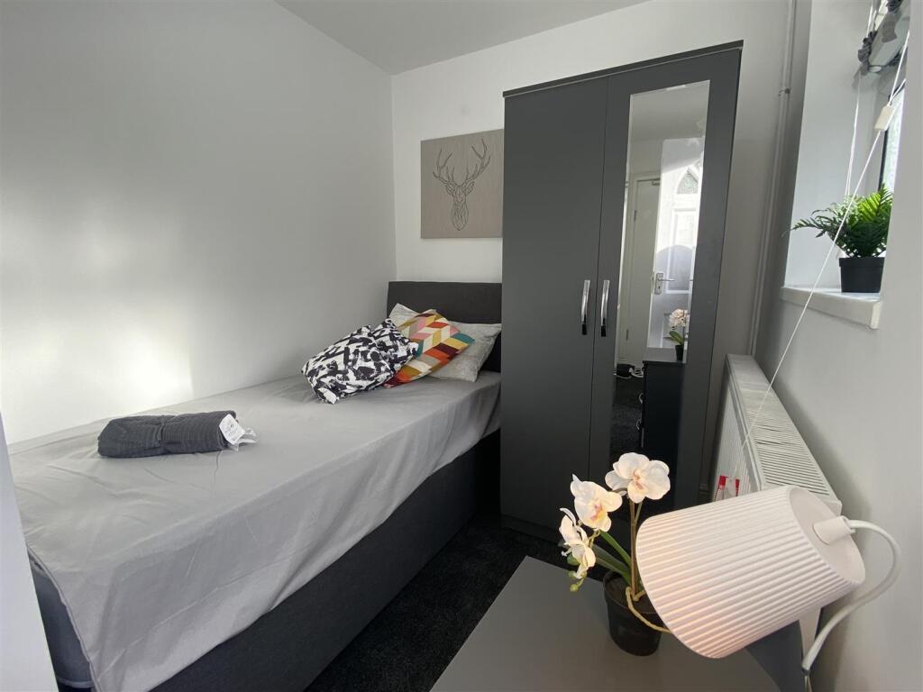 Main image of property: Rood End Road, Oldbury