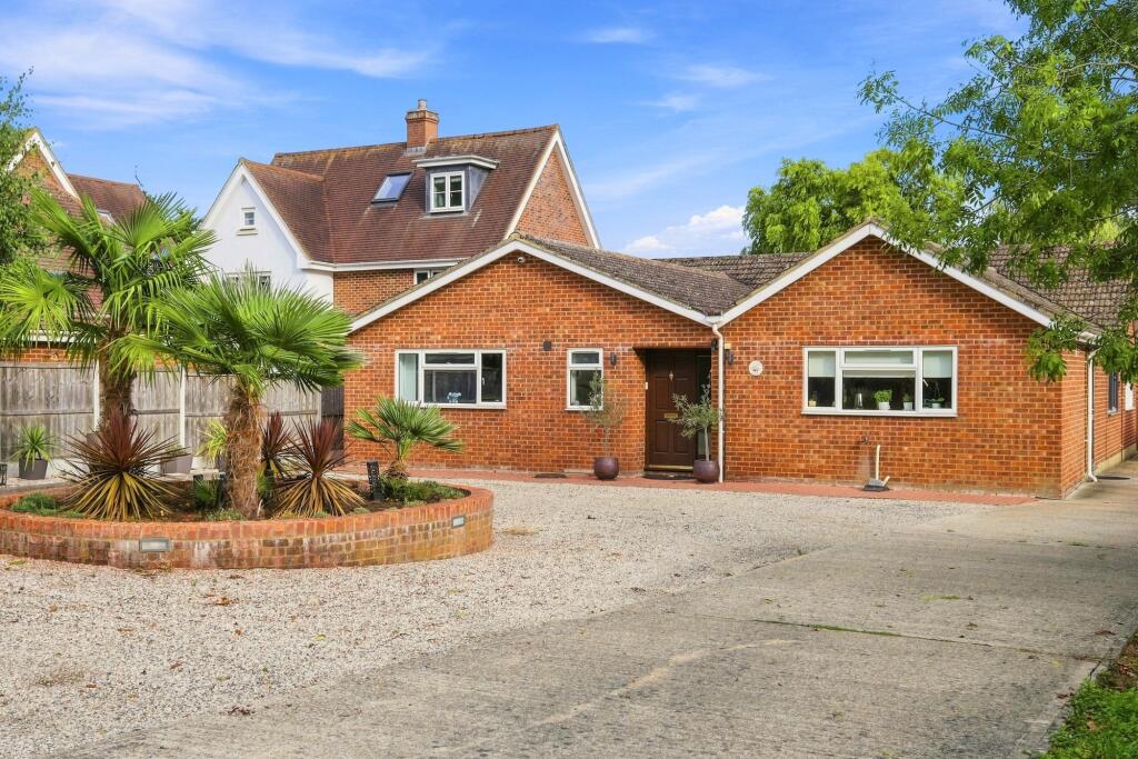 Main image of property: Beehive Lane, Galleywood, Chelmsford, Essex