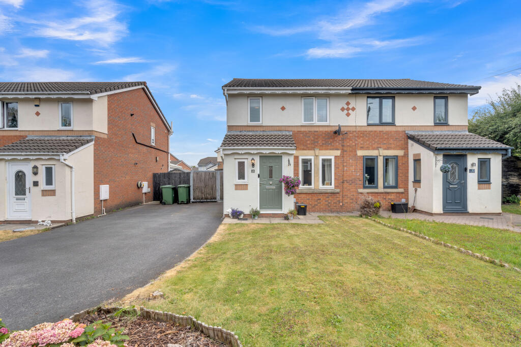 Main image of property: Sefton Close, Clayton Le Moors