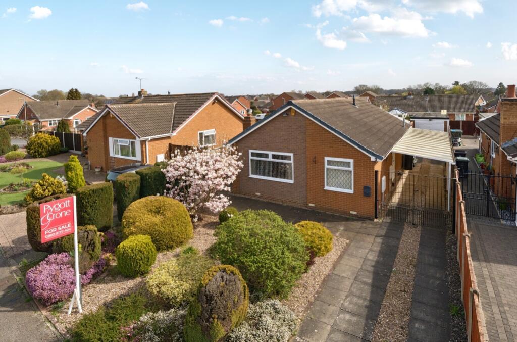 Main image of property: Pimlico Avenue, Bramcote, Nottingham, Nottinghamshire, NG9