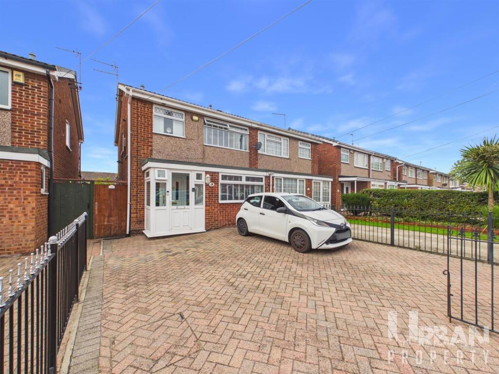 Main image of property: Waterdale, Hull