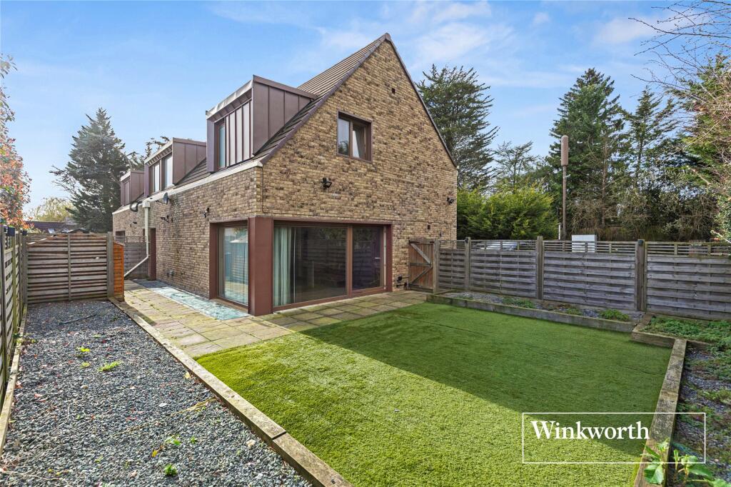 Main image of property: Barnet Road, Arkley, EN5