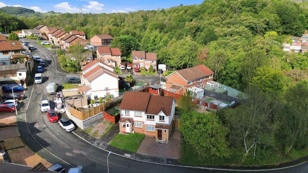 Main image of property: Cefn Close, Glyncoch, Pontypridd