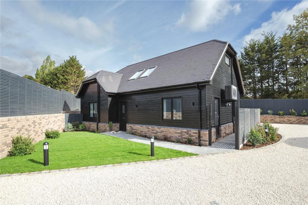 Main image of property: Harper Lane, Radlett, Hertfordshire, WD7