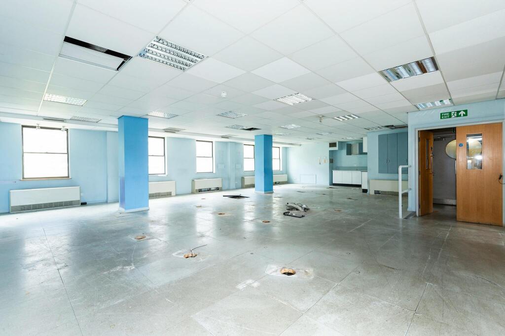 123 Grays Inn Road 10.jpg