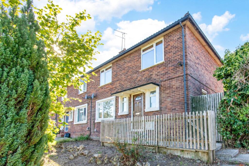 Main image of property: Middle Close, Newbury, RG14