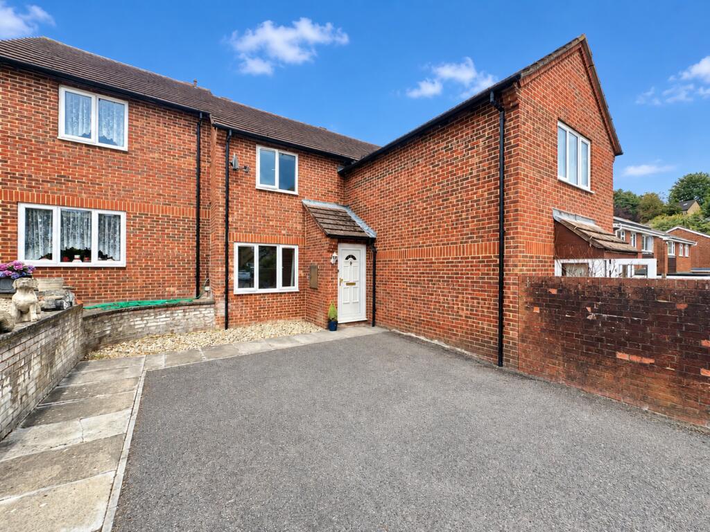Main image of property: Leaver Road, Henley-on-Thames, Oxfordshire, RG9