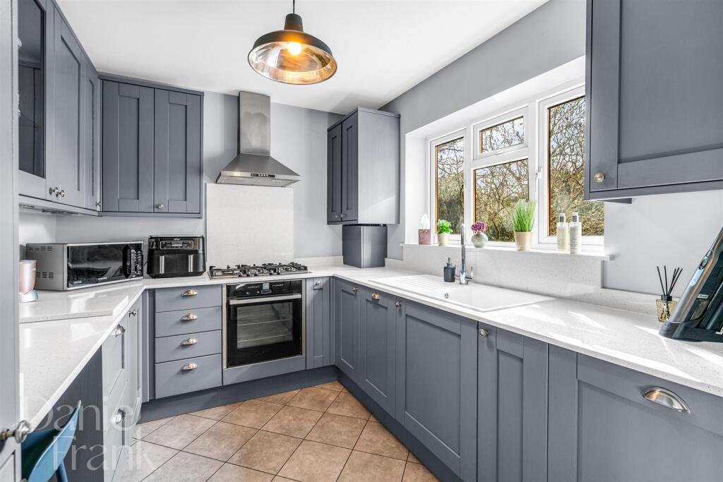 Main image of property: High Road, Loughton