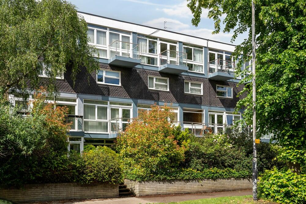 Main image of property: Broadreach, The Embankment, MK40