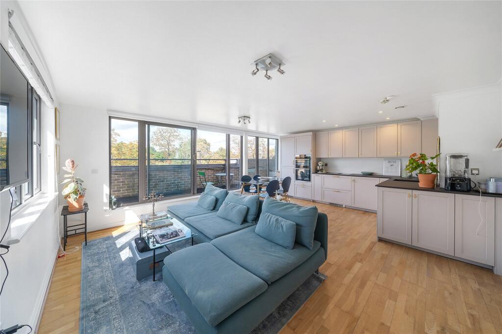Main image of property: Norwood Road, London, SE24