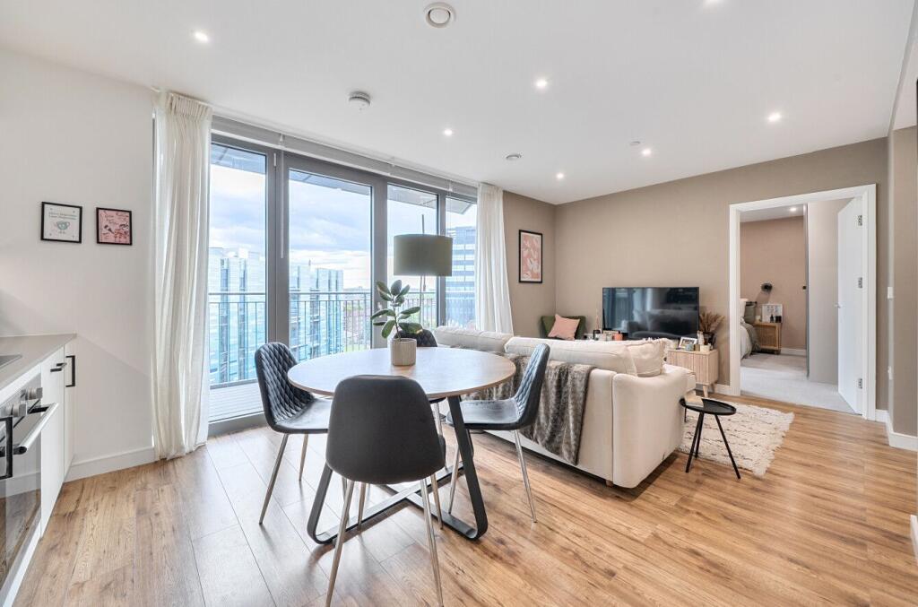 Main image of property: Malvern House, 2 Palmer Road, London, SW11