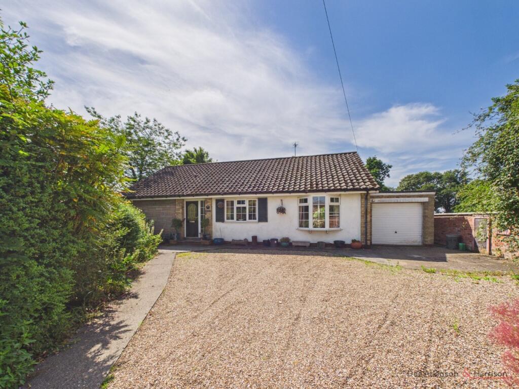 Main image of property: South Townside Road, North Frodingham, YO25 8LE