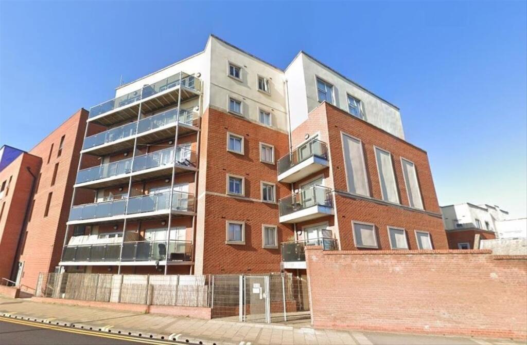 Main image of property: High Street, Harrow