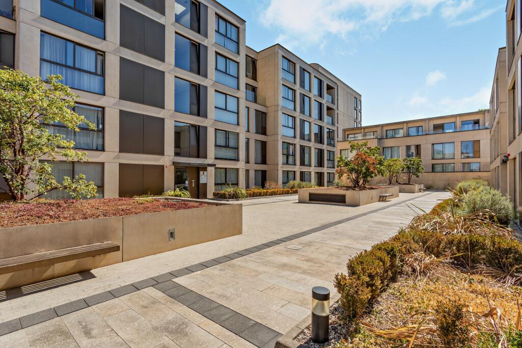 Main image of property: Parkside, Cambridge, Cambridgeshire