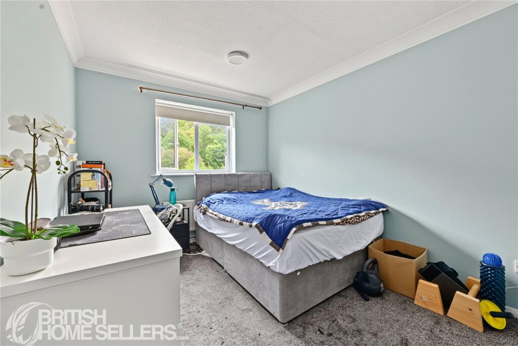 Main image of property: Spoondell, Dunstable, Bedfordshire, LU6