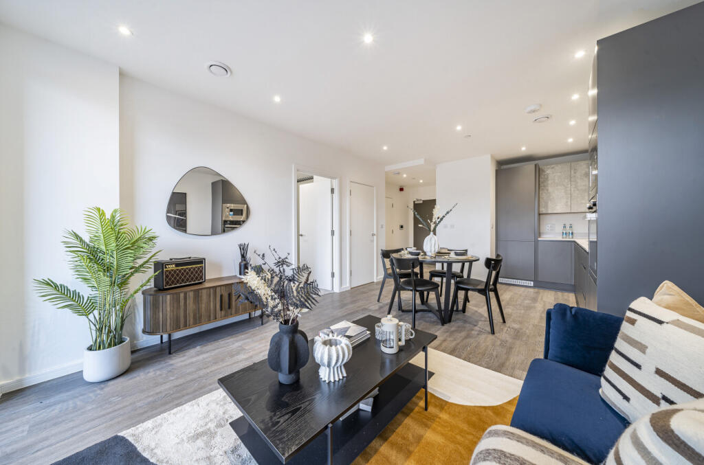 Main image of property: 1 Bed, 1st Floor Griffin at Bruce House in Clapham Park