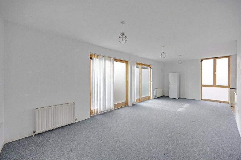 Main image of property: Evelyn Road, London E16