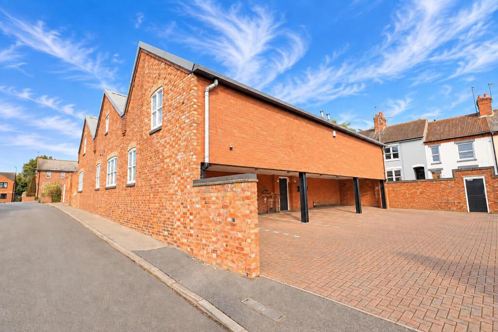 Main image of property: Warmonds Hill, Higham Ferrers, Northamptonshire NN10