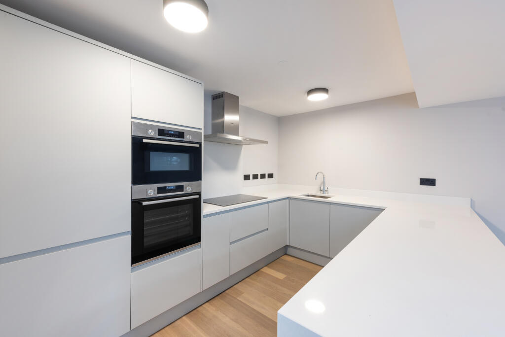 Main image of property: 3-Bed, 2-Bath Apartment with a balcony, Eaton Manor, The Drive, Hove