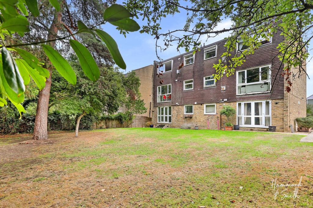Main image of property: The Plain, Epping, CM16