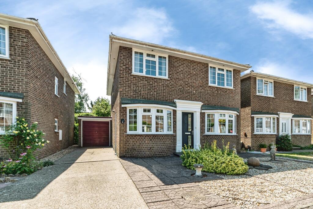 Main image of property: Meon Close, Tadley, Hampshire, RG26