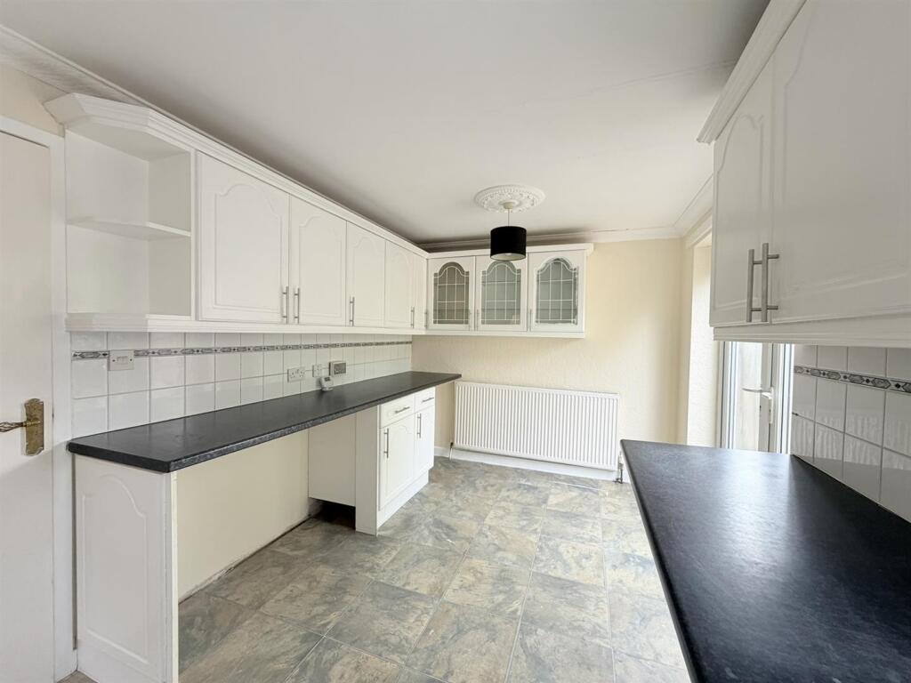 Main image of property: Andover Road, Mansfield