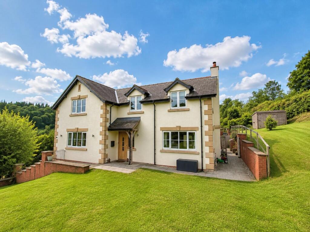 Main image of property: Llanfwrog, Ruthin