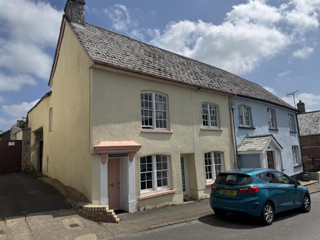 Main image of property: CHULMLEIGH
