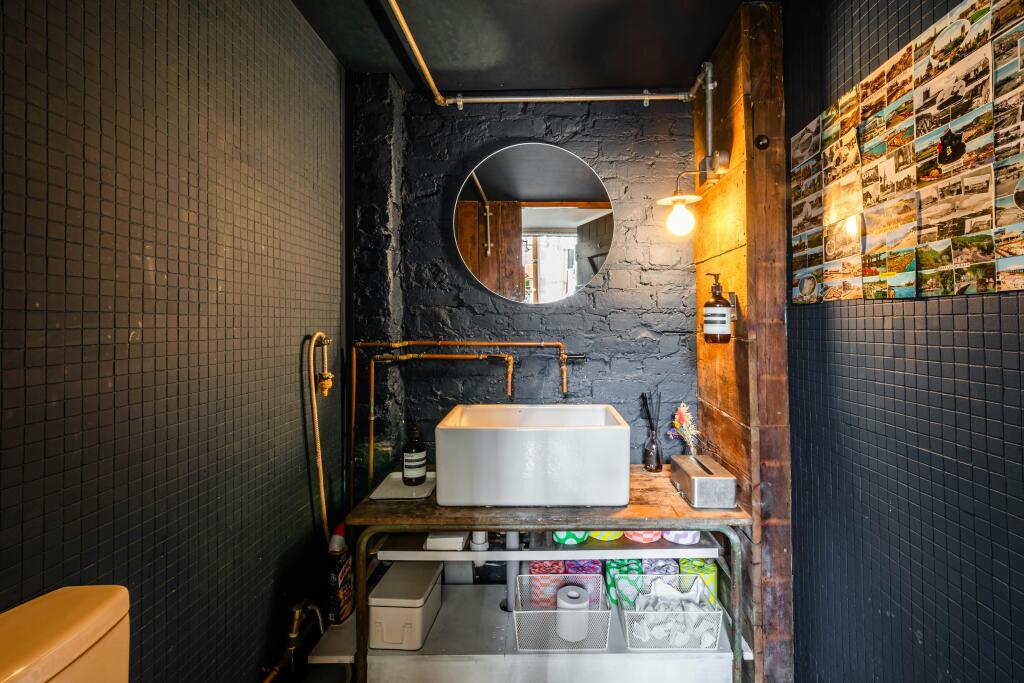 Hackney Rd 493495 NEW  Low Res 13.jpg