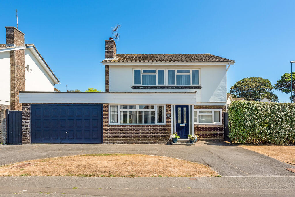 Main image of property: Caledon Avenue, Felpham, Bognor Regis, West Sussex