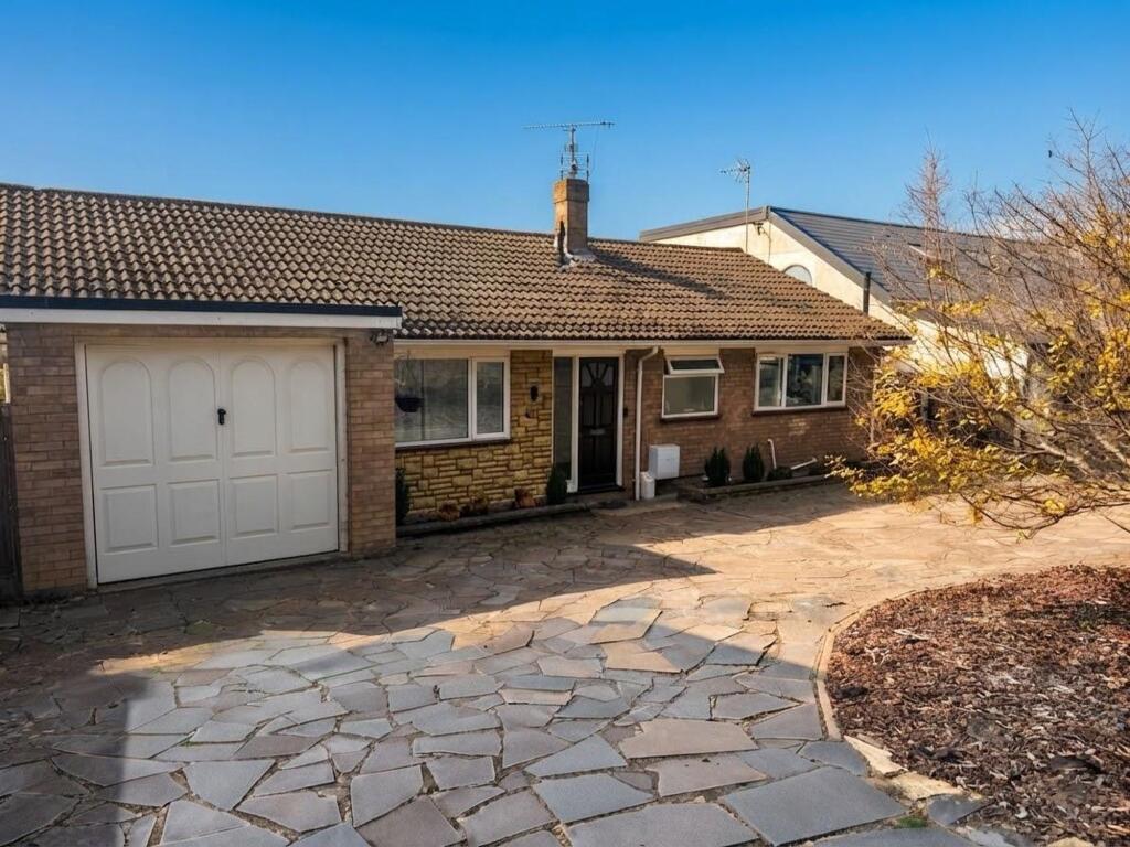Main image of property: Castle Hill Road, Totternhoe, LU6