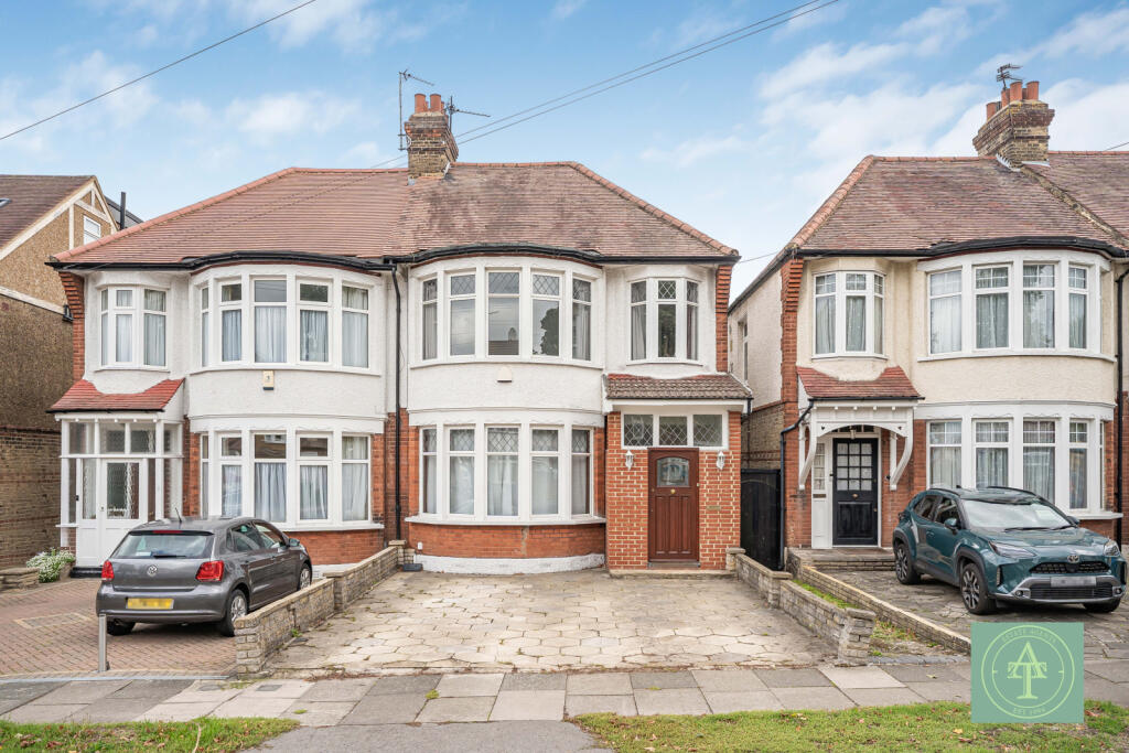 Main image of property: Green Moor Link, Winchmore Hill, London, N21