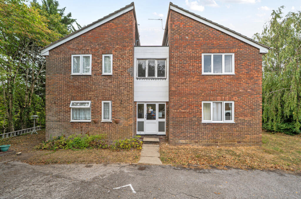 Main image of property: Reedmace Close, Waterlooville, PO7