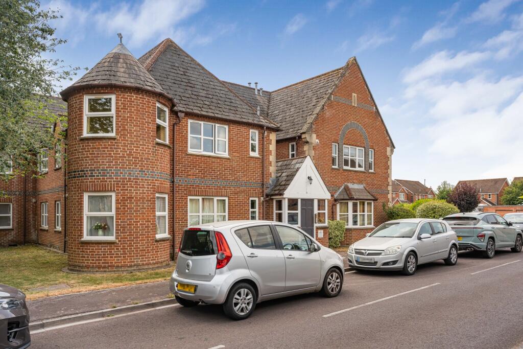 Main image of property: Field Gardens, Steventon, Abingdon, Oxfordshire, OX13