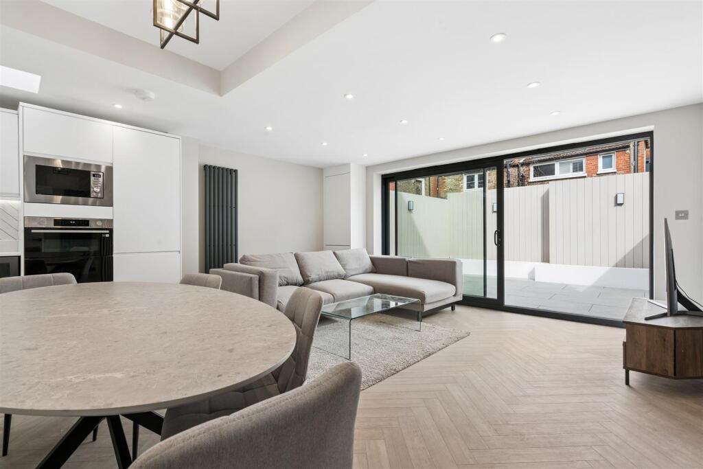 Main image of property: Hoyle Road, Tooting