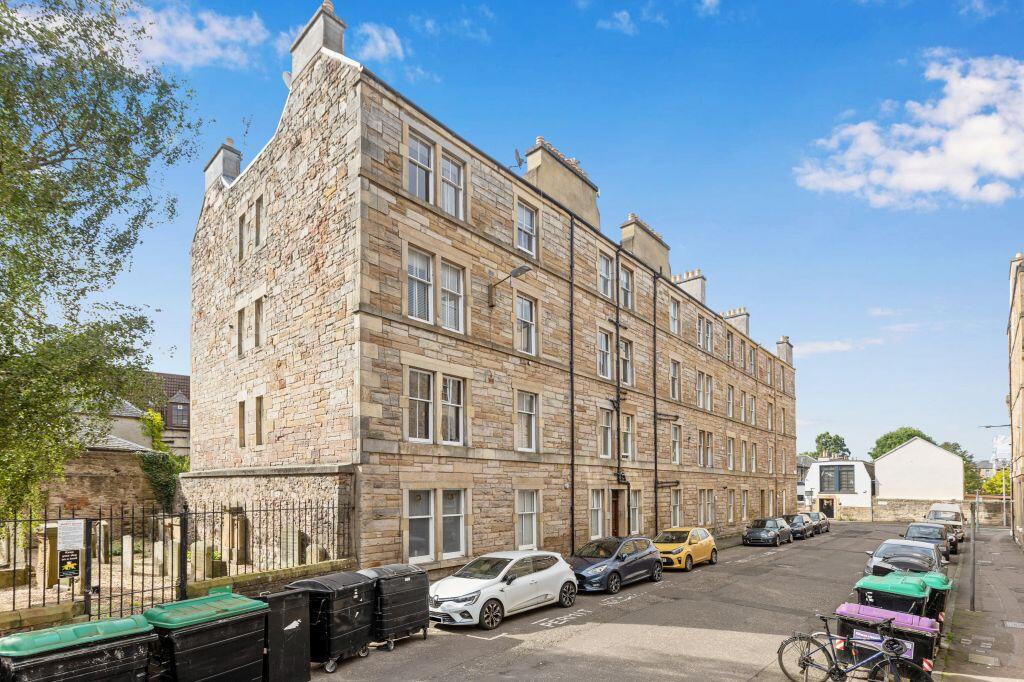 Main image of property: 4 (3F2), Sciennes House Place, Sciennes, Edinburgh, EH9 1NW