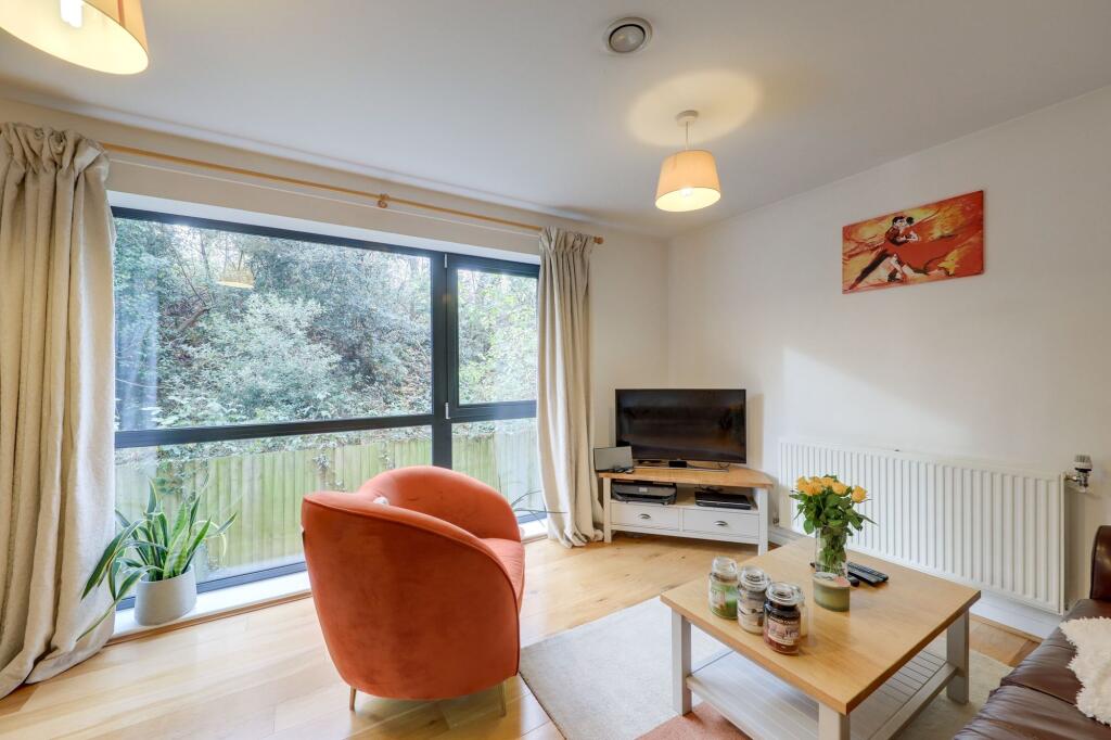 Main image of property: Chiltonian Mews, Hither Green, SE13