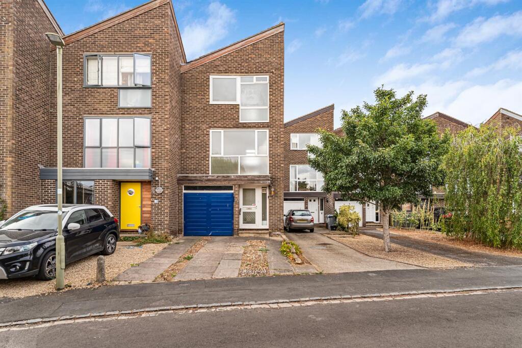 Main image of property: Plane Tree Way, Woodstock