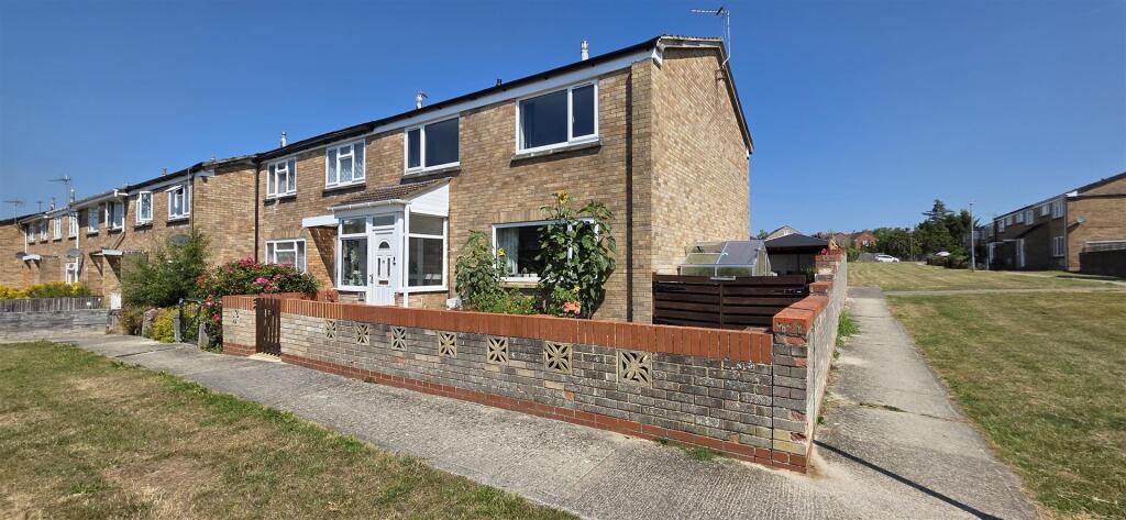 Main image of property: Devonshire Place, Melksham