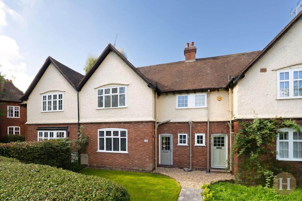 Main image of property: The Circle, Birmingham, B17