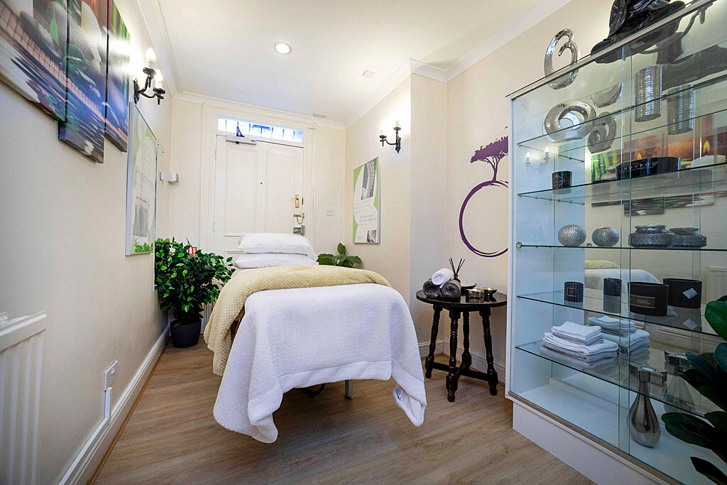 Main image of property: Inverness Mews, London, W2