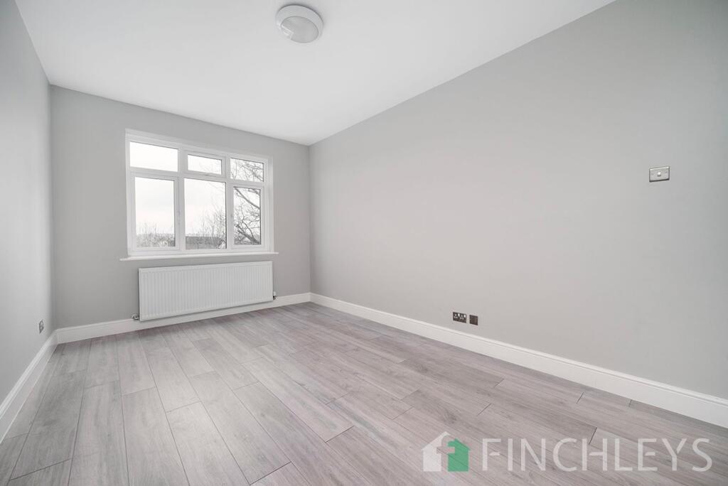 Main image of property: Nether Street, London, N3