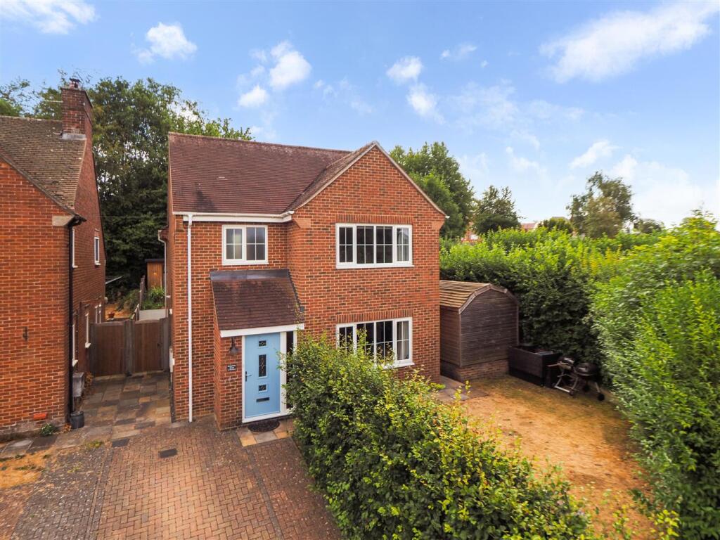 Main image of property: The Green, Overton, Basingstoke