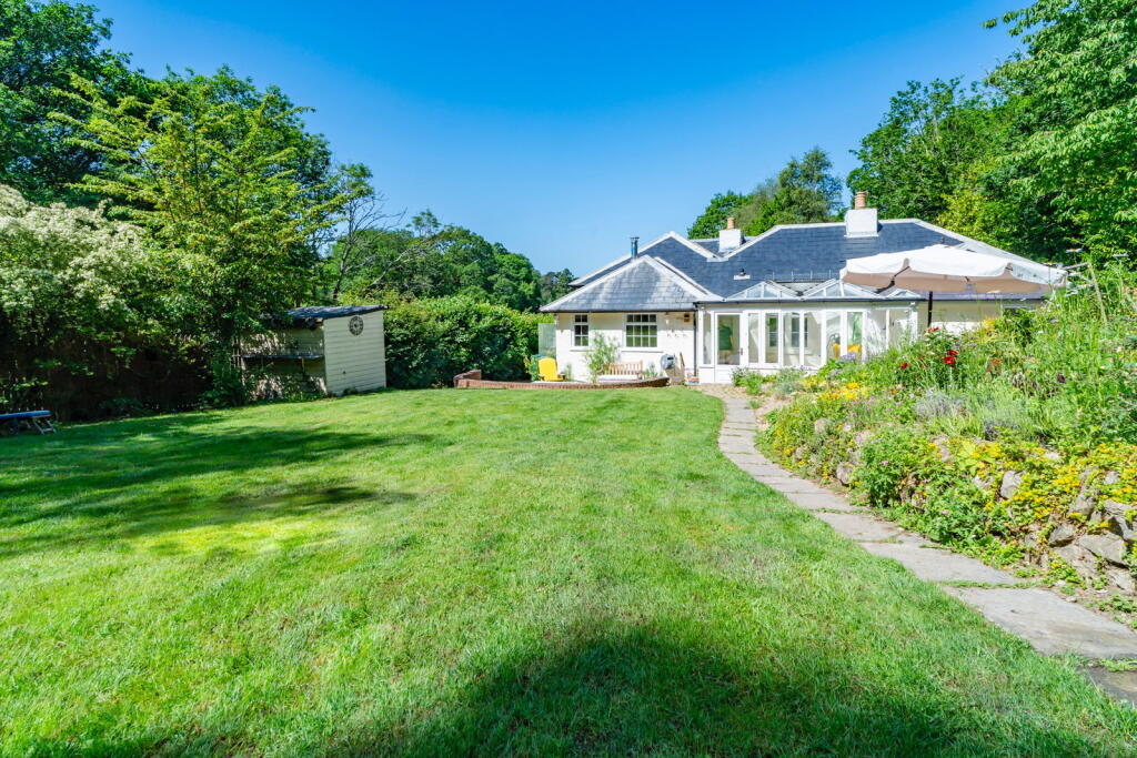 Main image of property: Ivy Lane, Bells Yew Green, Tunbridge Wells, TN3 9BX