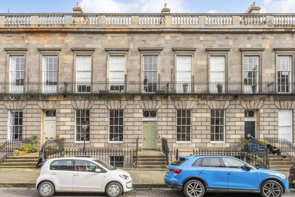 Main image of property: 7/2 Carlton Street, Stockbridge, Edinburgh, EH4 1NE